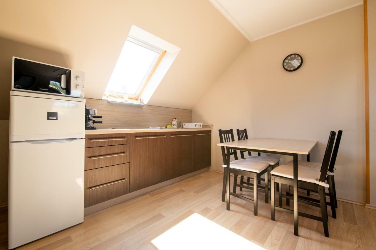 Dunazug Apartmanhaz Дьомос Екстер'єр фото